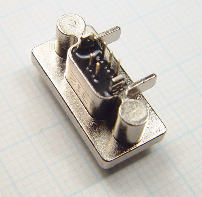 Amphenol mini-B USB connectors for panel mount and through-hole PCB connection