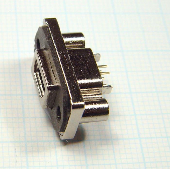 Amphenol mini-B USB connectors for panel mount and through-hole PCB connection