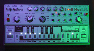 Devil Fish modified TB-303 with white LEDs